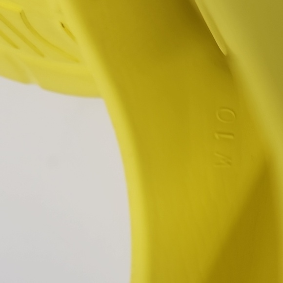 UGG Yellow Mules Comfortable Stylish Footwear - Picture 10 of 10